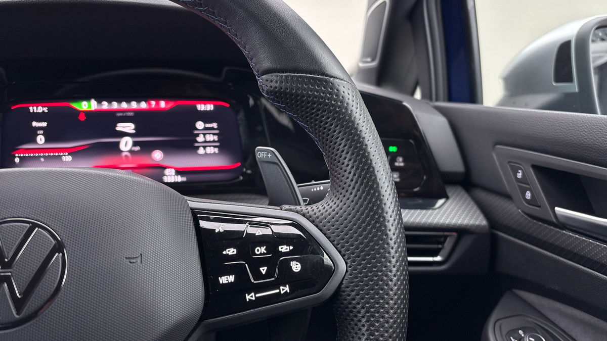 Volkswagen Golf Image 14