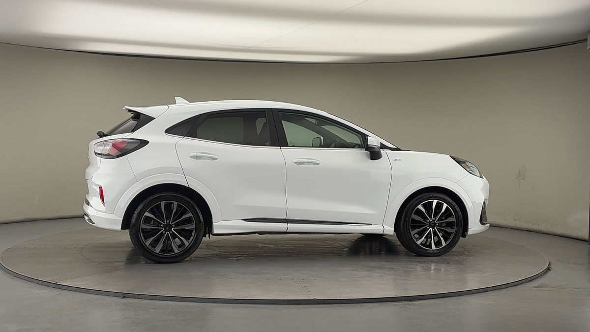 More views of Ford Puma