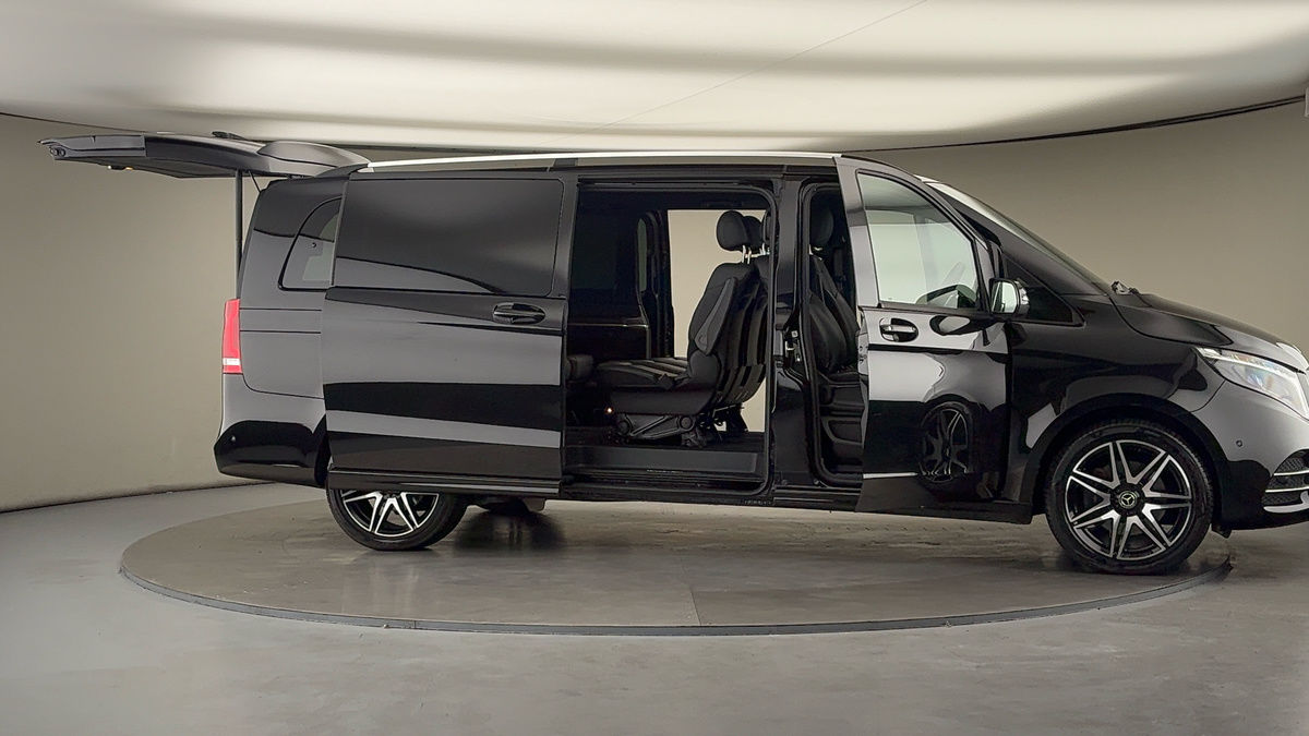 More views of Mercedes-Benz V Class