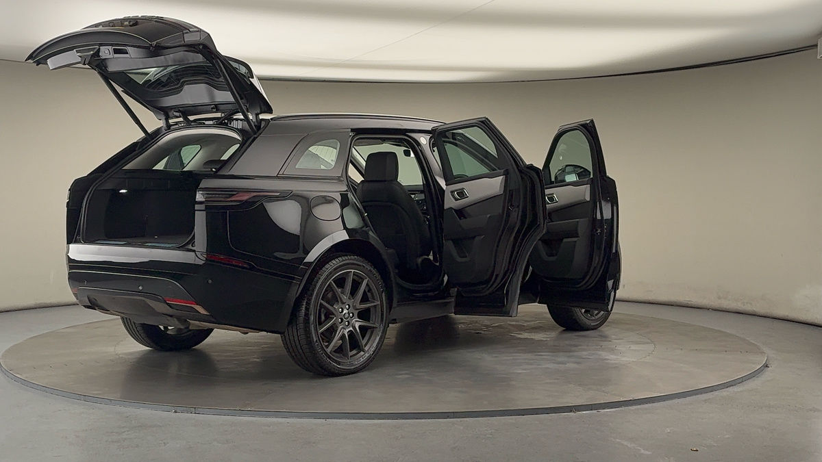 More views of Land Rover Range Rover Velar