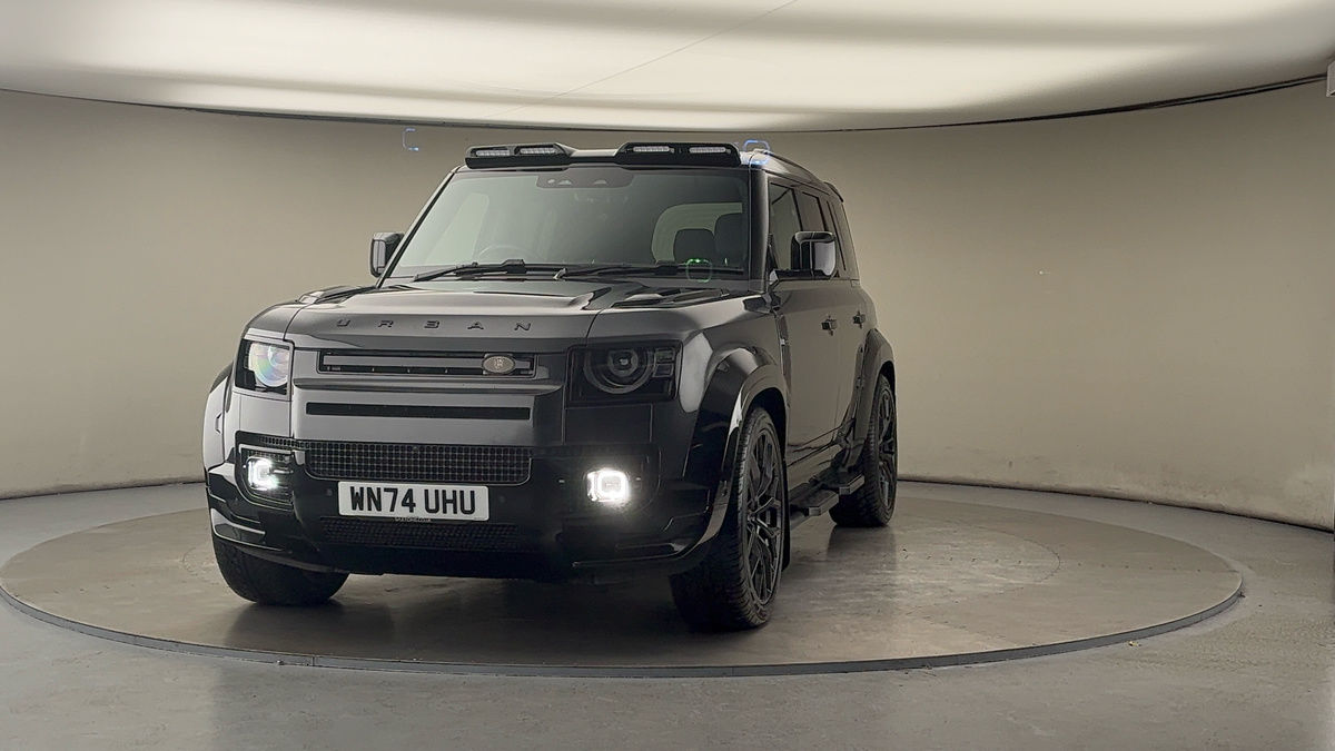 More views of Land Rover Defender 110