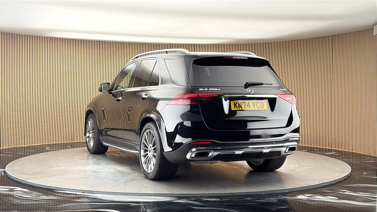 More views of Mercedes-Benz GLE