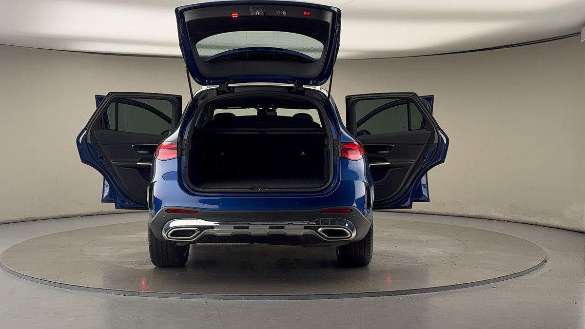 More views of Mercedes-Benz GLC