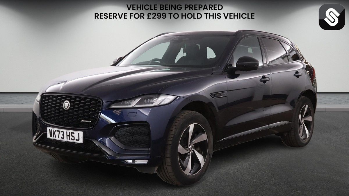 Jaguar F-PACE Image 2