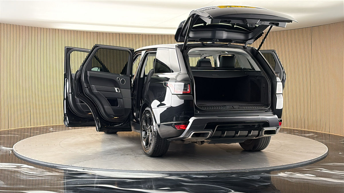 More views of Land Rover Range Rover Sport