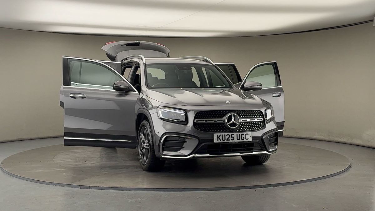 More views of Mercedes-Benz GLB