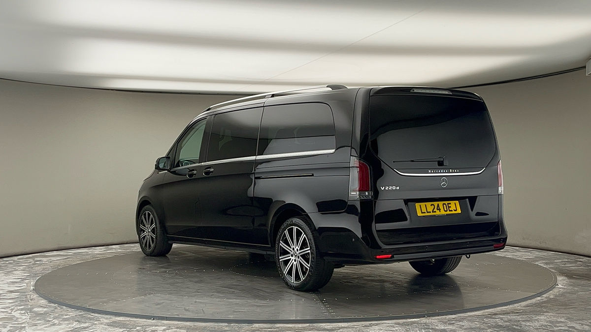 Mercedes-Benz V Class Image 2