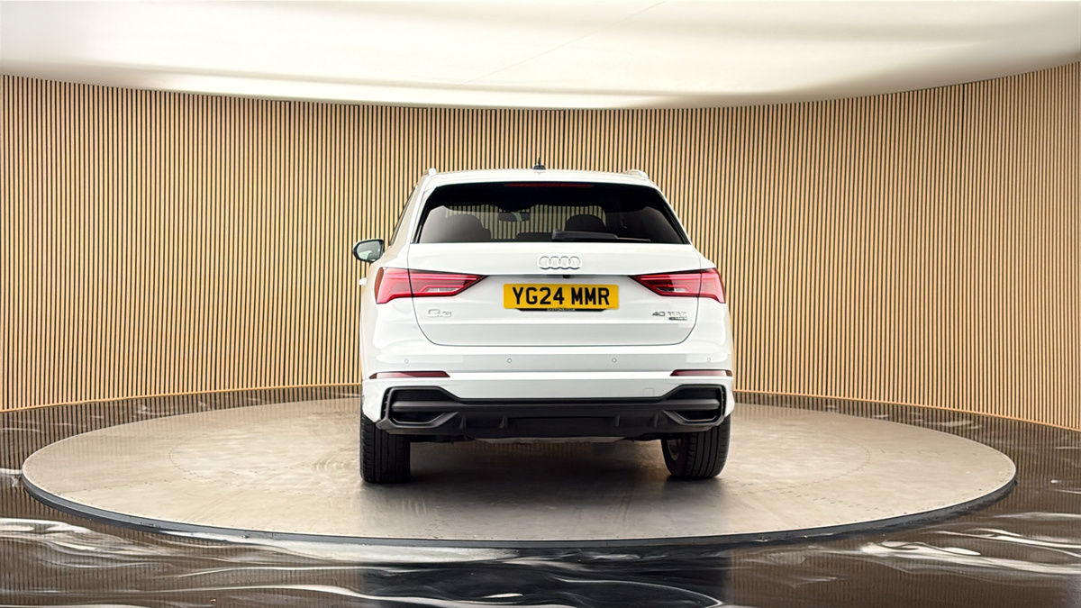 More views of Audi Q3