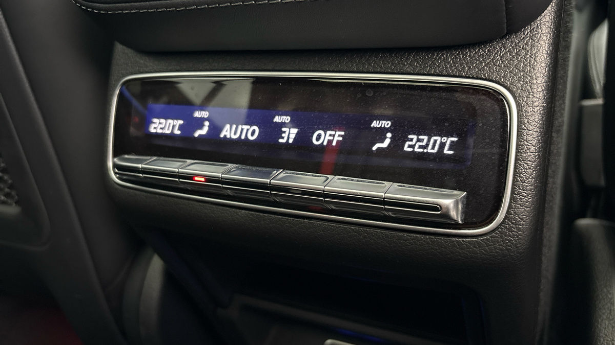 Mercedes-Benz GLE Image 48