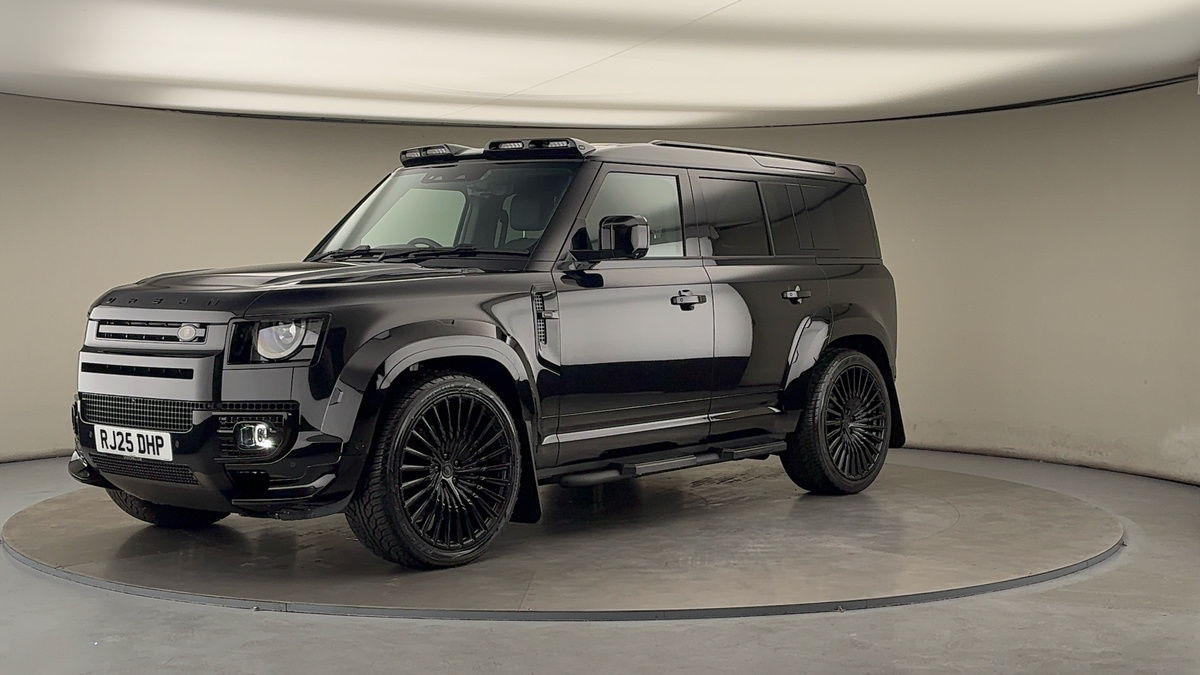 Land Rover Defender 110 Urban Image 20