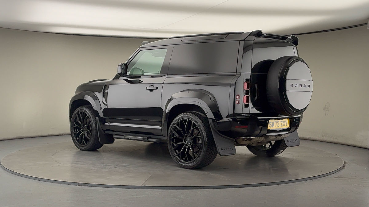 More views of Land Rover Defender 90