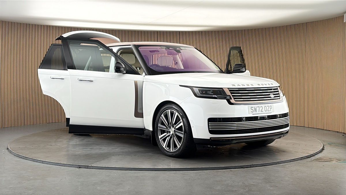More views of Land Rover Range Rover