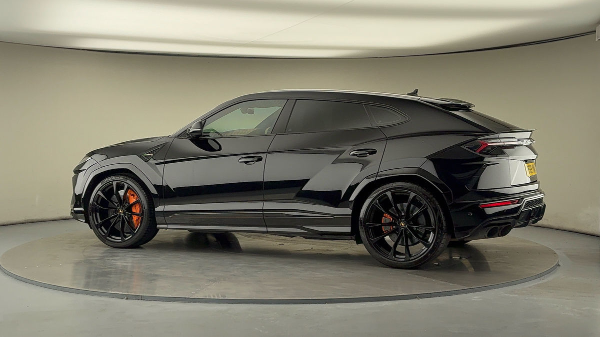 More views of Lamborghini Urus