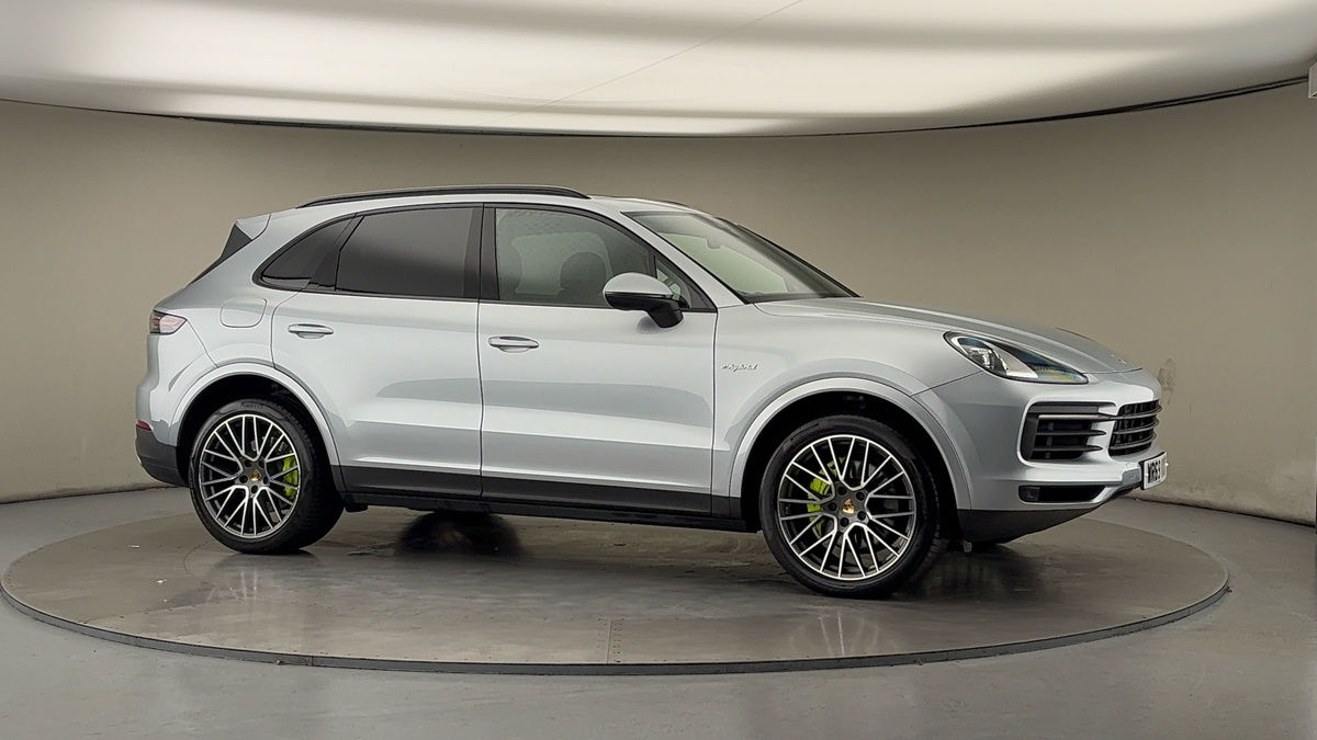 More views of Porsche Cayenne