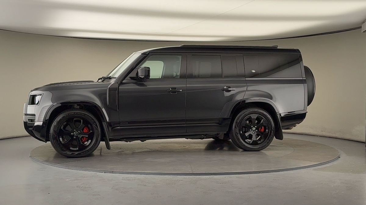 More views of Land Rover Defender 130