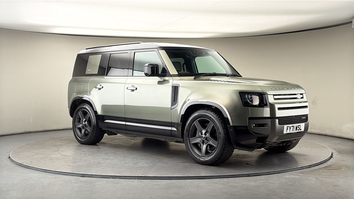 More views of Land Rover Defender 110