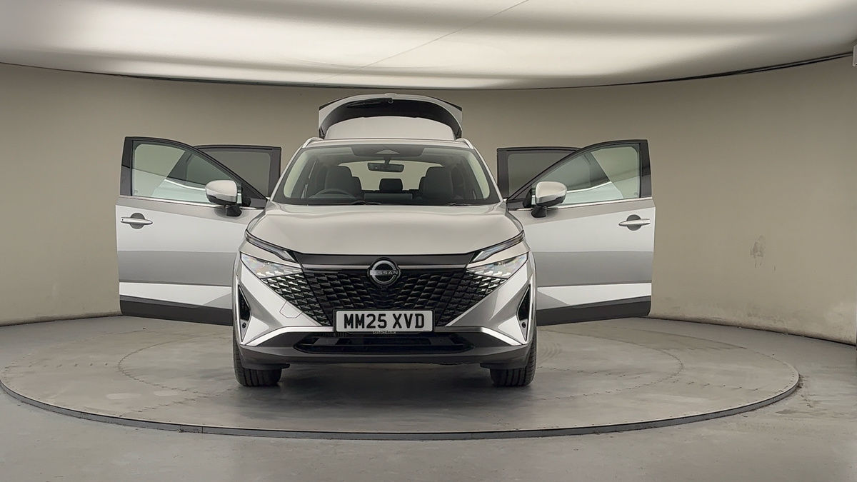 More views of Nissan Qashqai