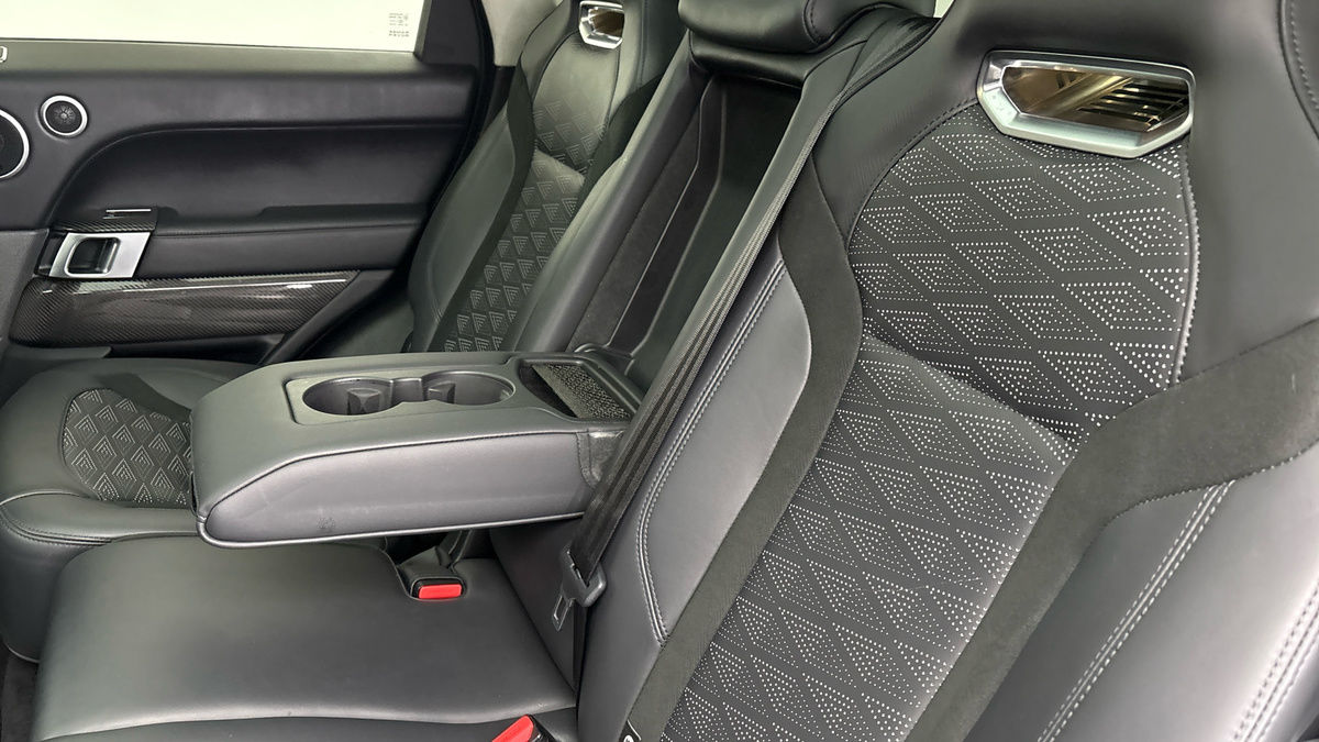 Land Rover Range Rover Sport Image 9