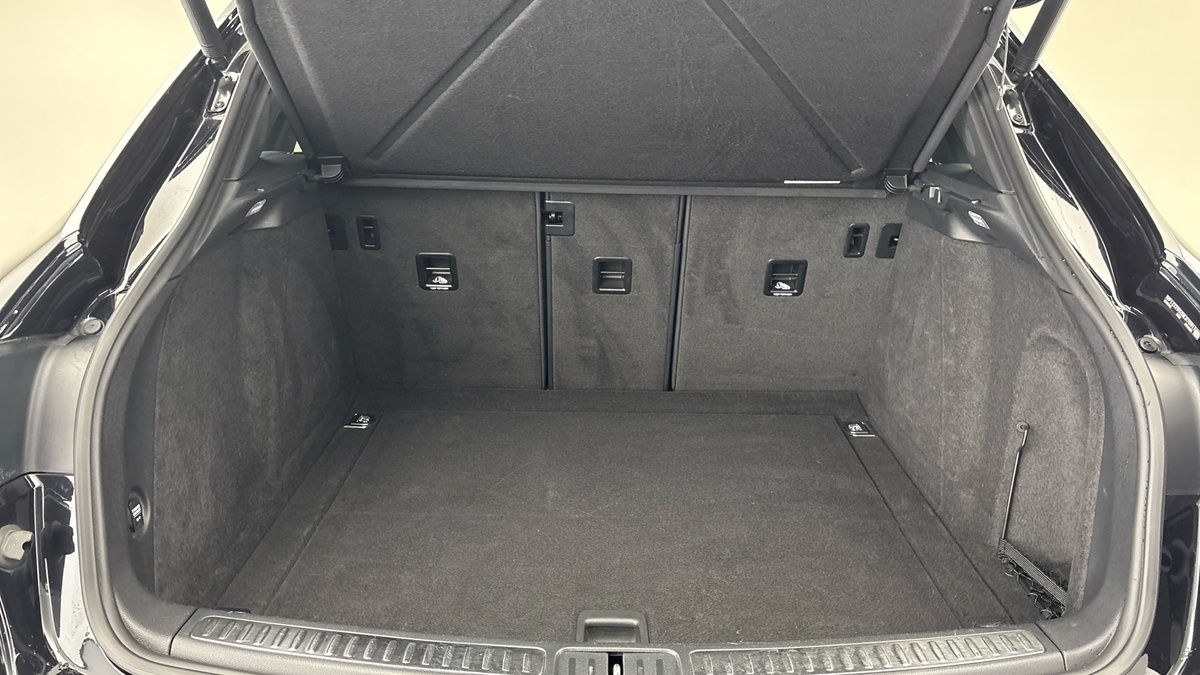 Porsche Macan Image 11