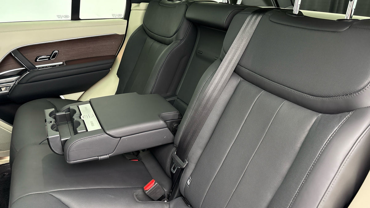 Land Rover Range Rover Image 9