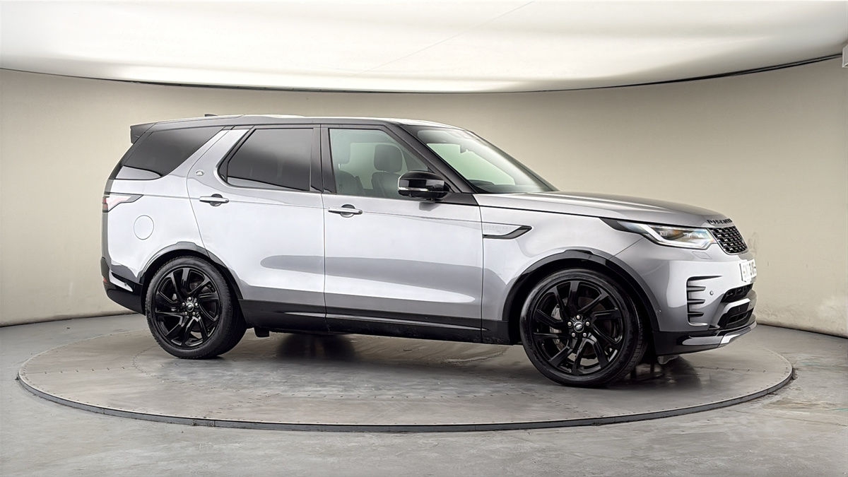 More views of Land Rover Discovery