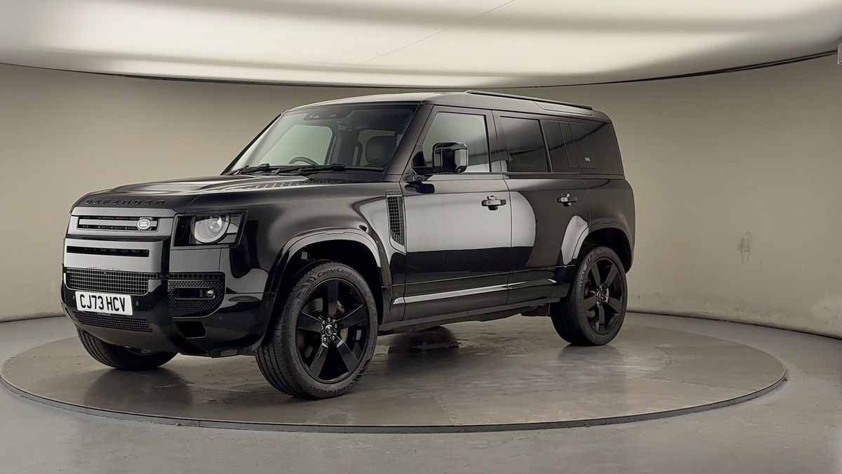 Land Rover Defender 110 Image 20