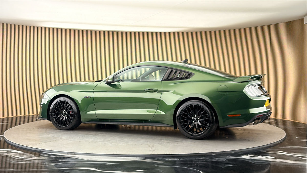 More views of Ford Mustang