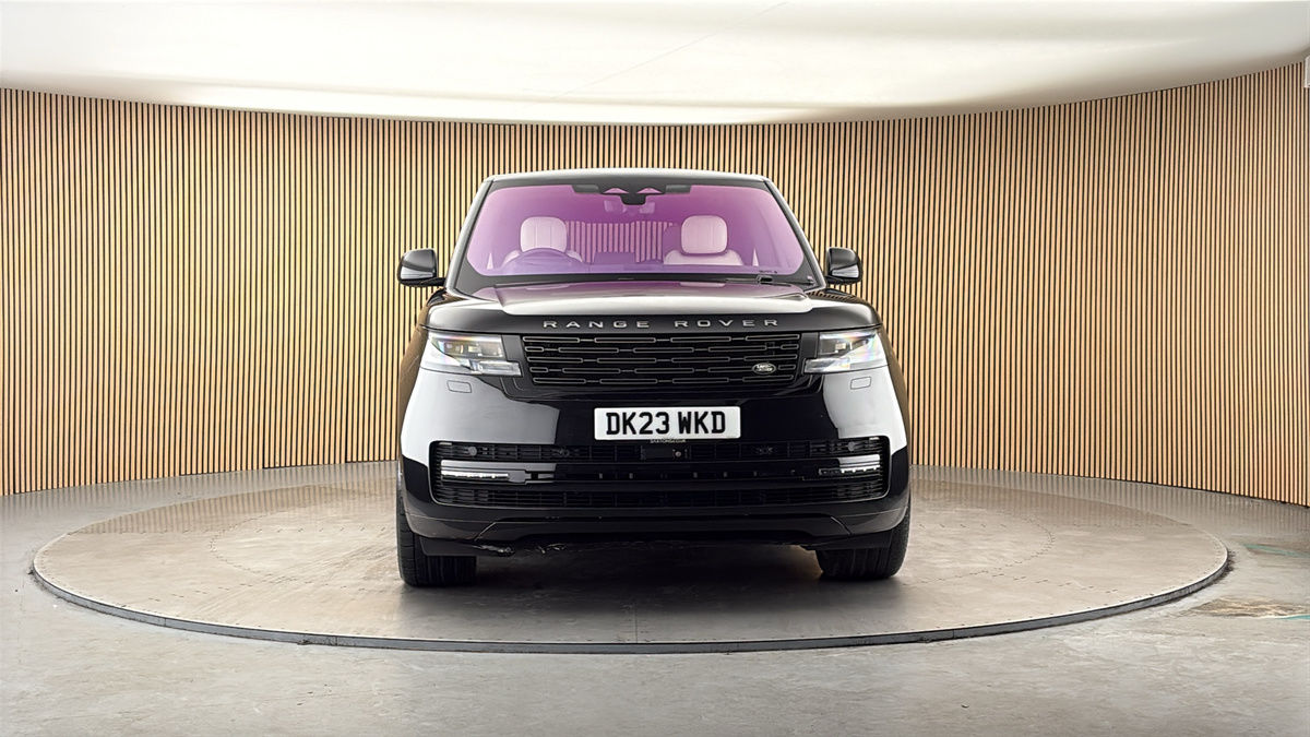 More views of Land Rover Range Rover