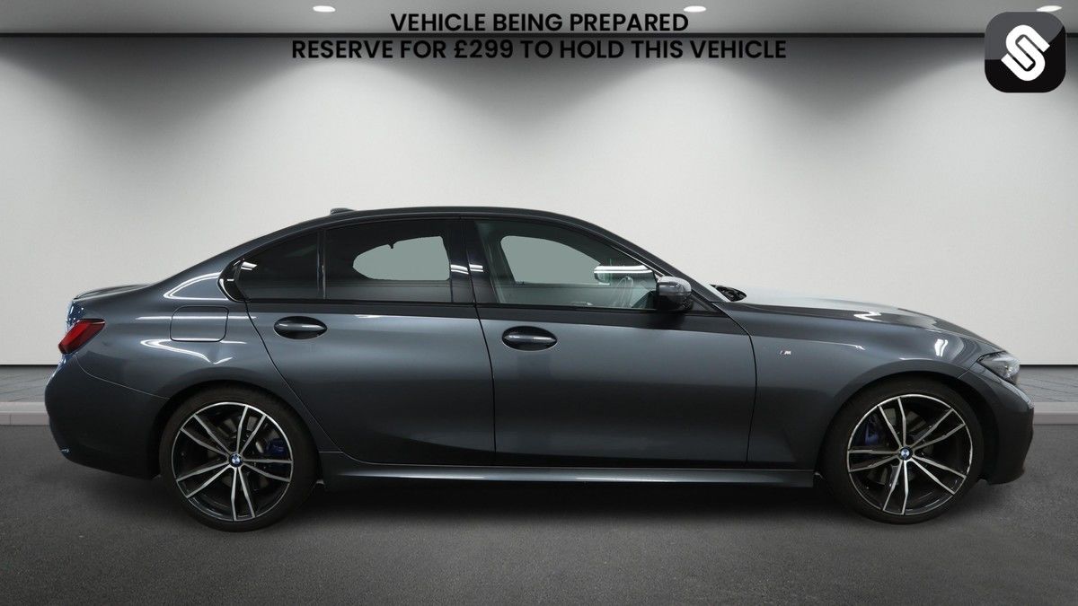 BMW 3 Series Image 5