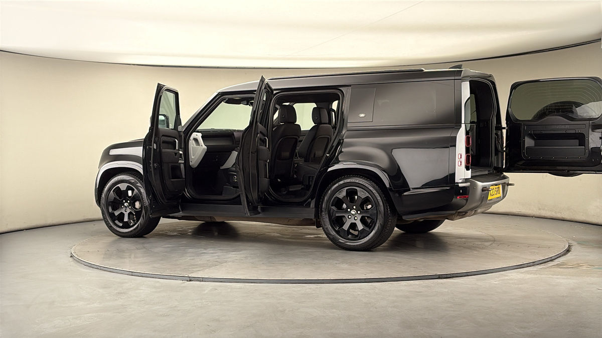 More views of Land Rover Defender 130