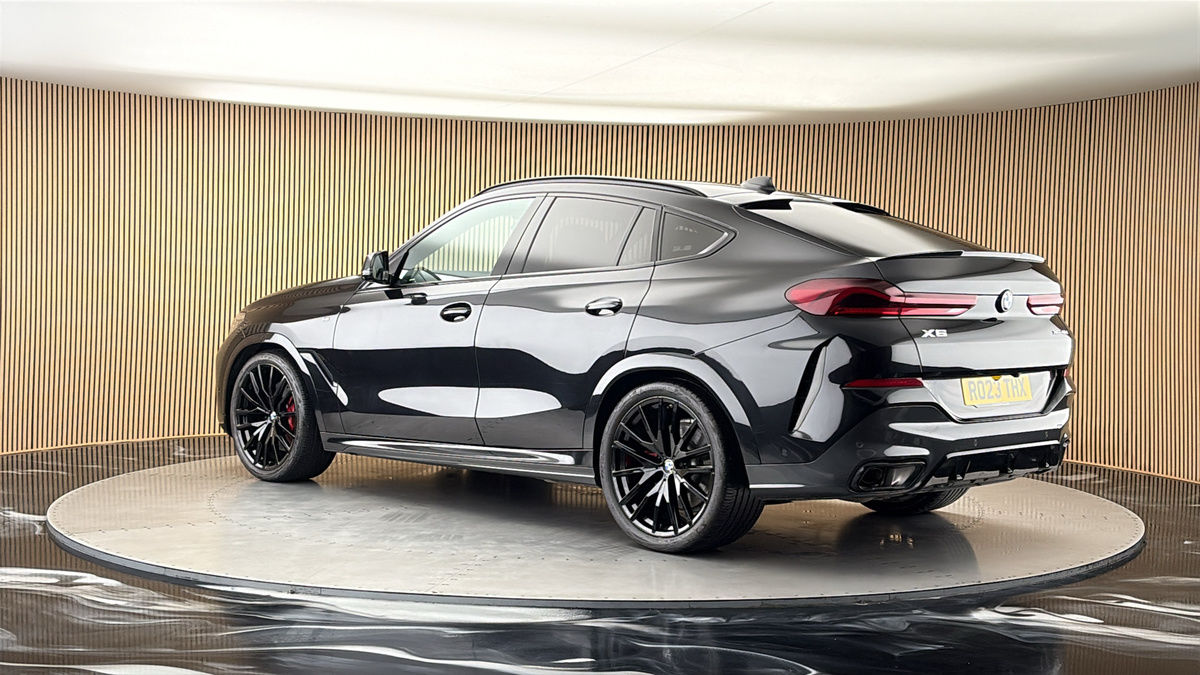 More views of BMW X6