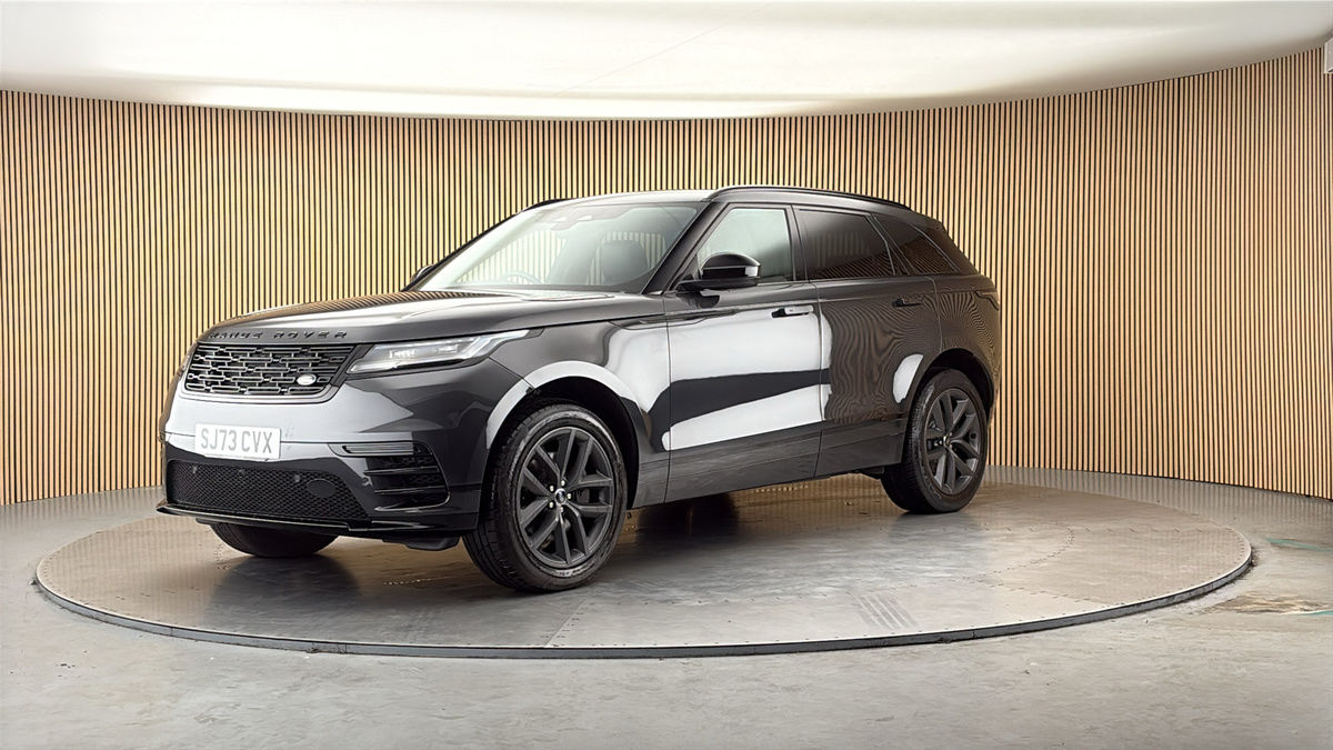 Land Rover Range Rover Velar Image 20