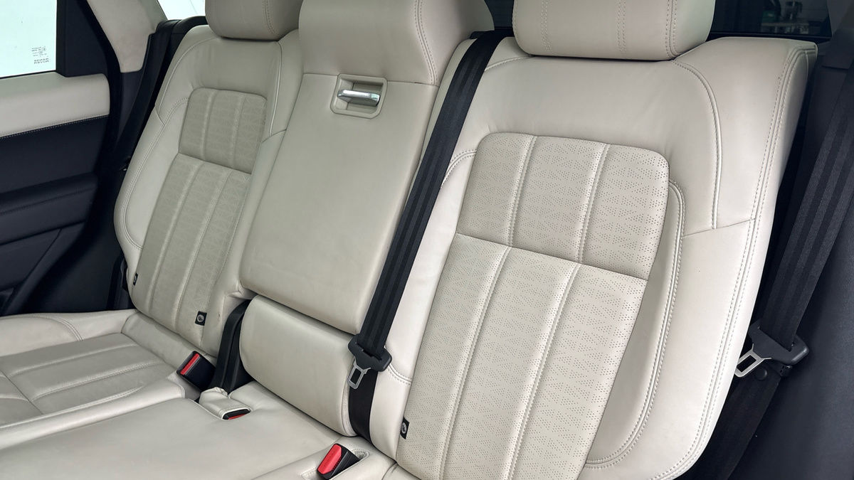 Land Rover Range Rover Sport Image 8