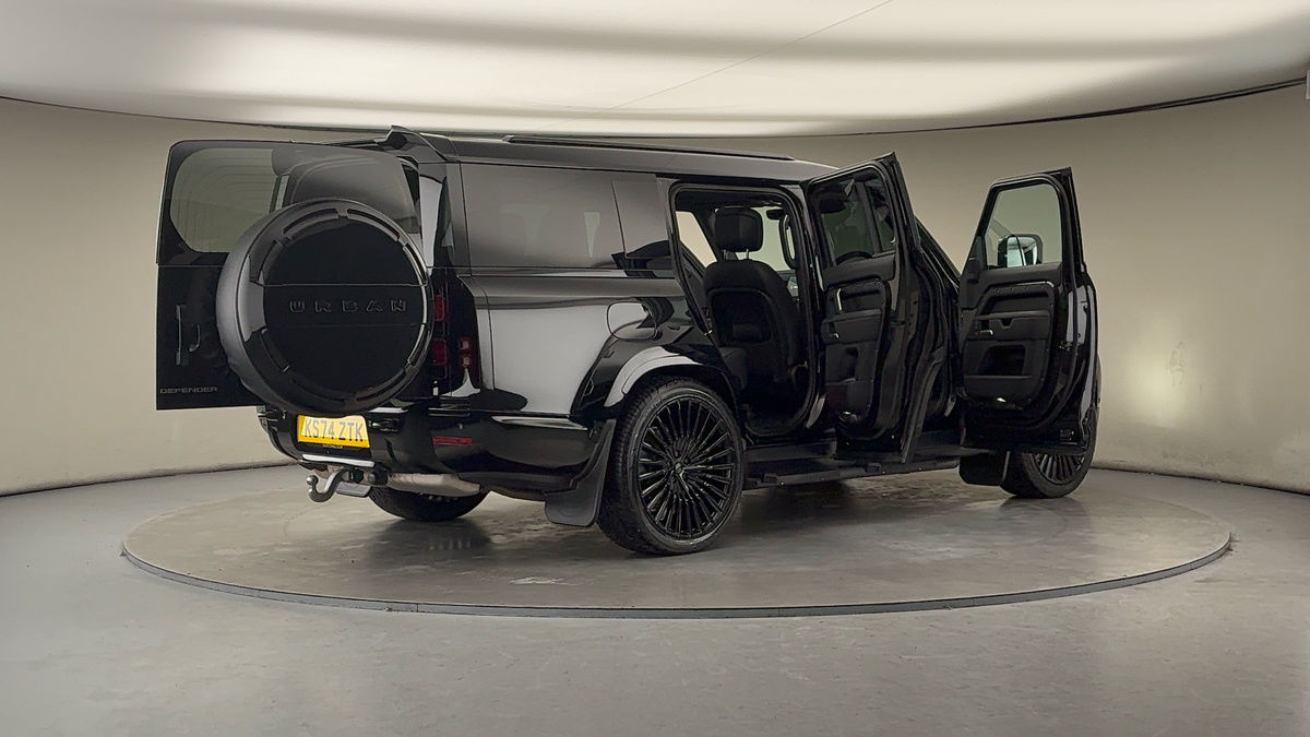 More views of Land Rover Defender 130