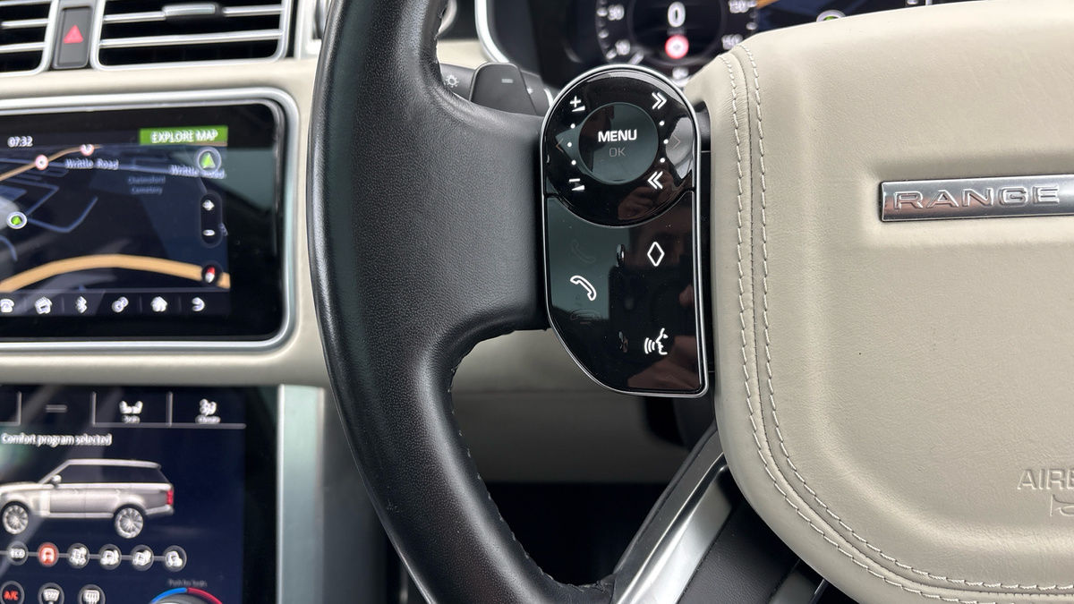 Land Rover Range Rover Image 26