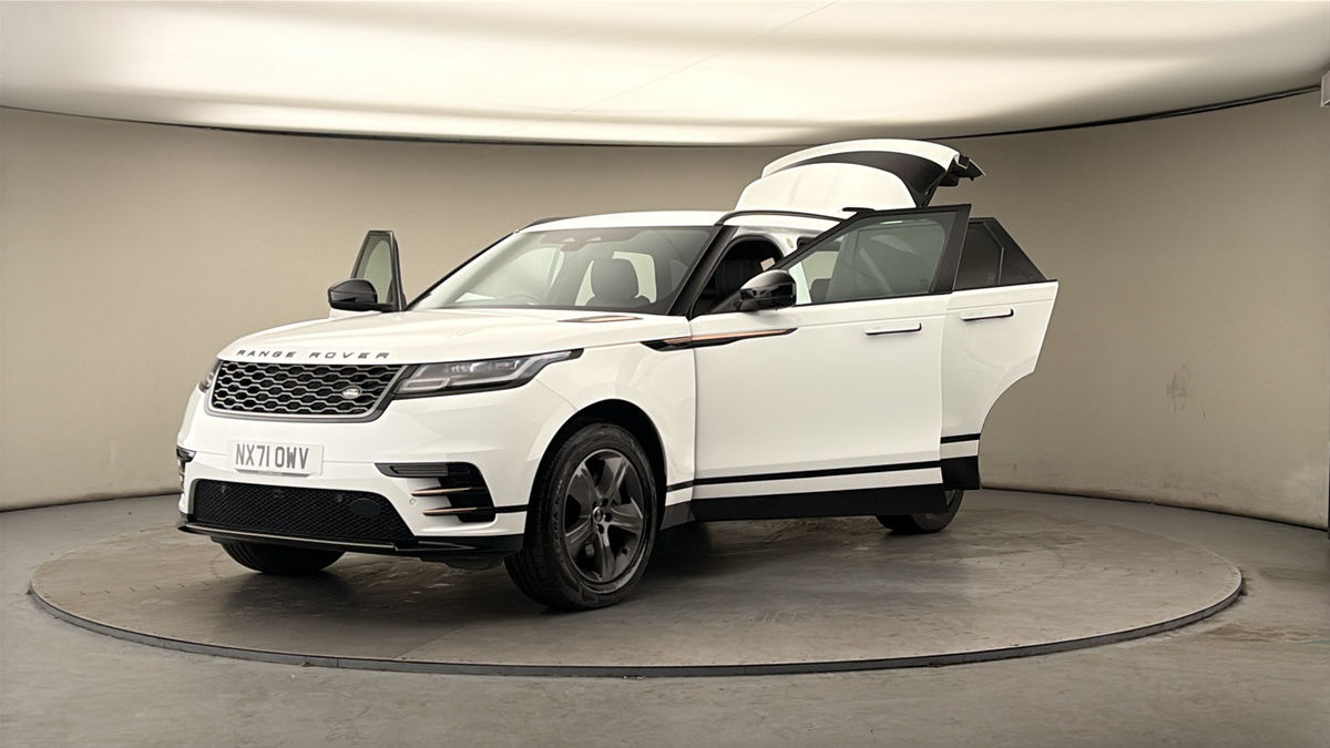 More views of Land Rover Range Rover Velar