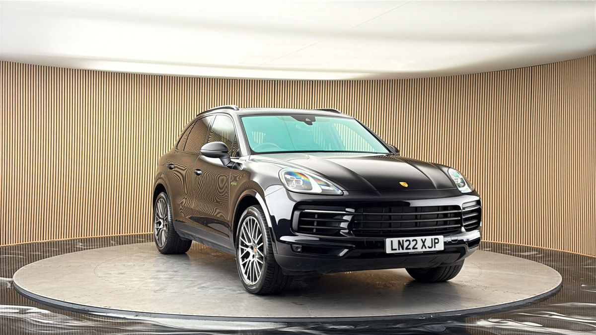 More views of Porsche Cayenne