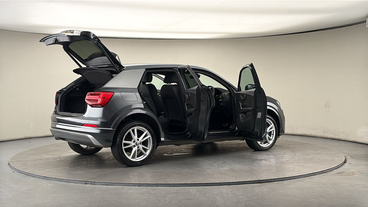 More views of Audi Q2