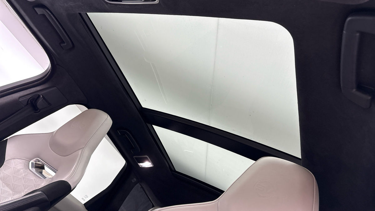 Land Rover Range Rover Sport Image 6