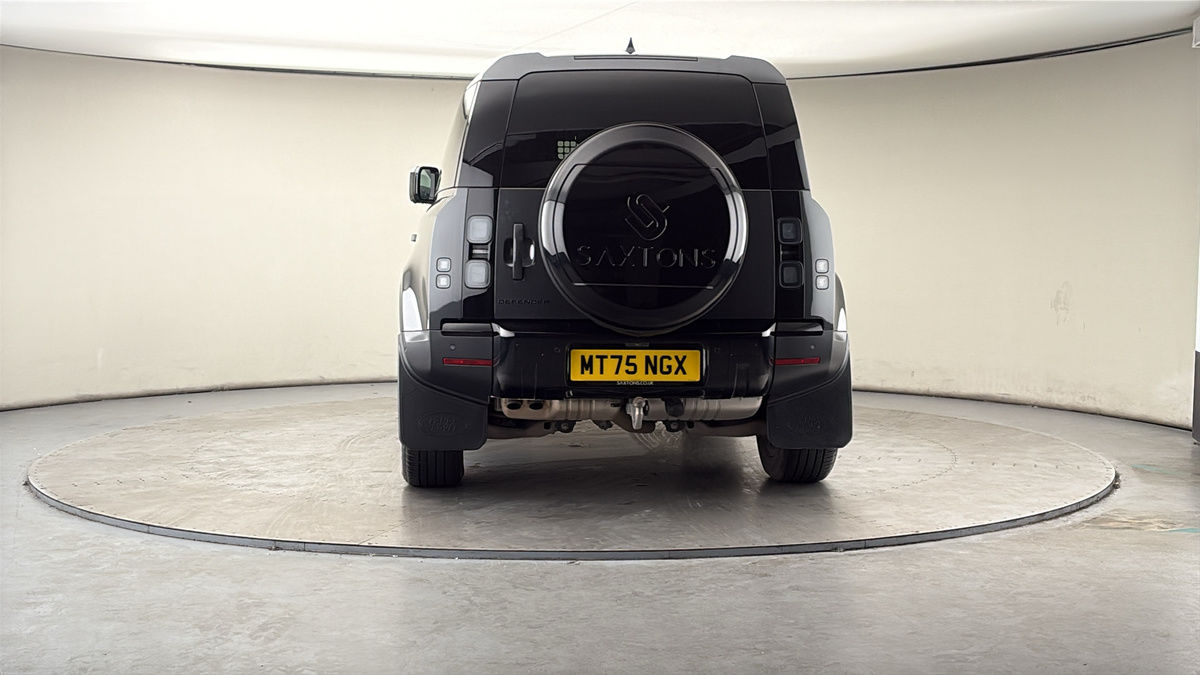 More views of Land Rover Defender 90
