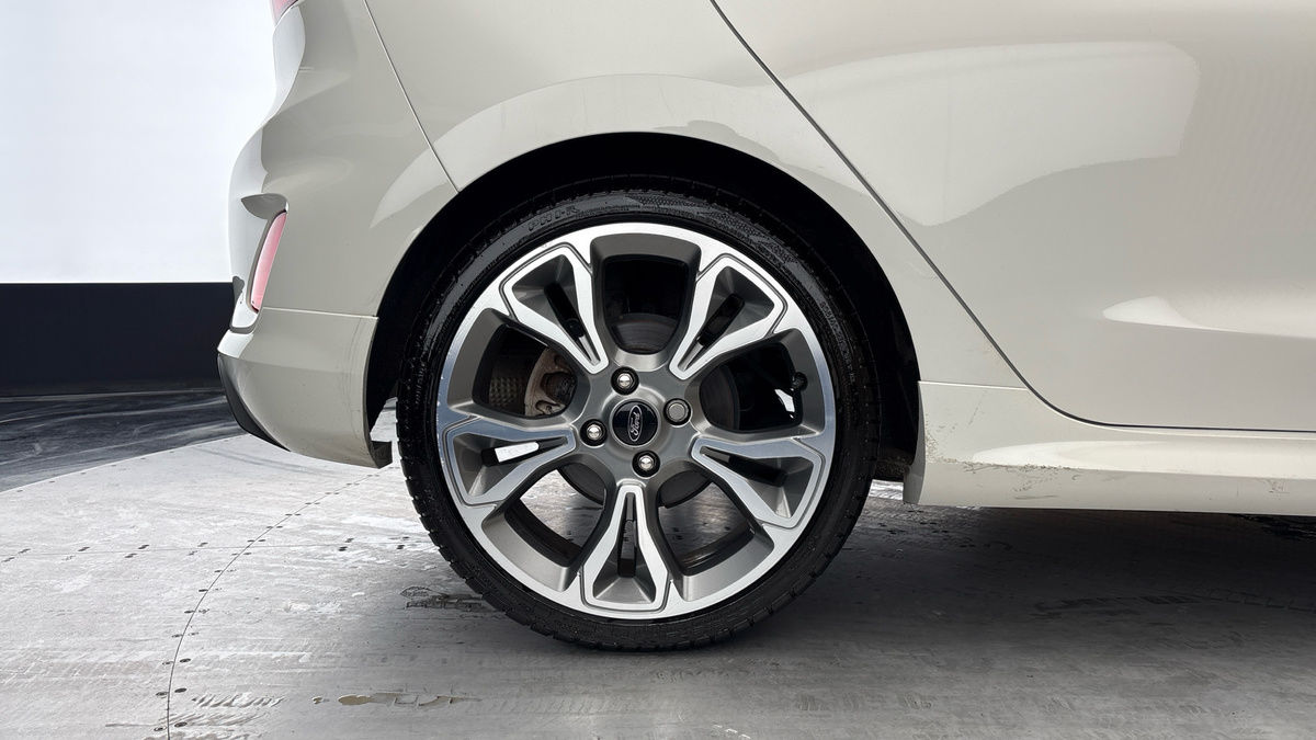 Ford Fiesta Image 10