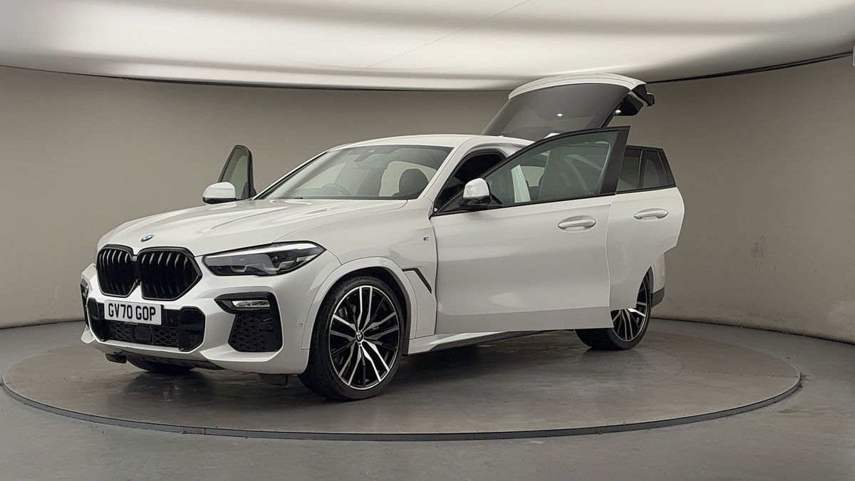 More views of BMW X6