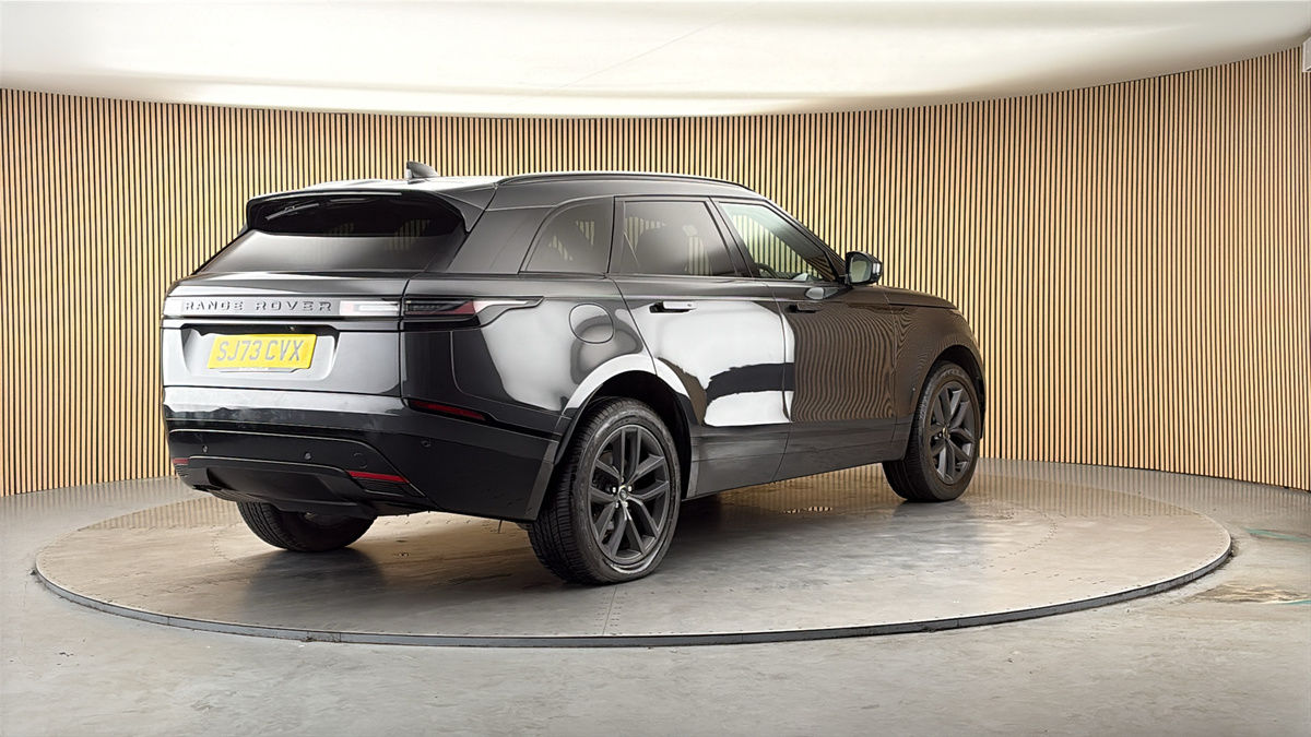 More views of Land Rover Range Rover Velar