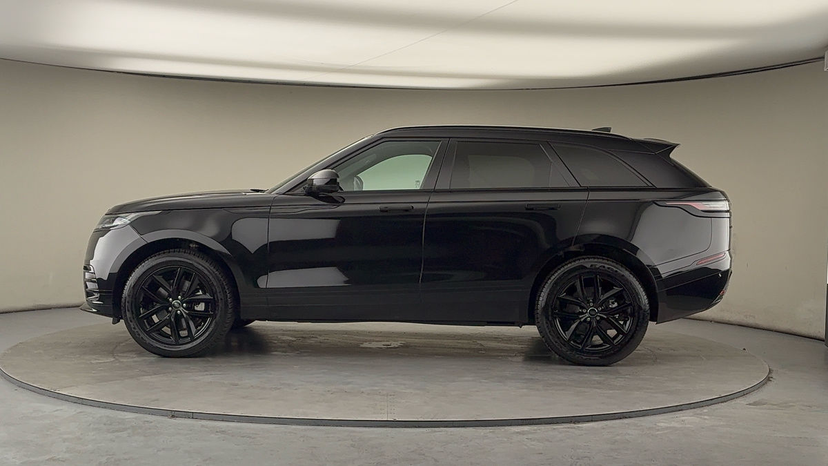 Land Rover Range Rover Velar Image 15