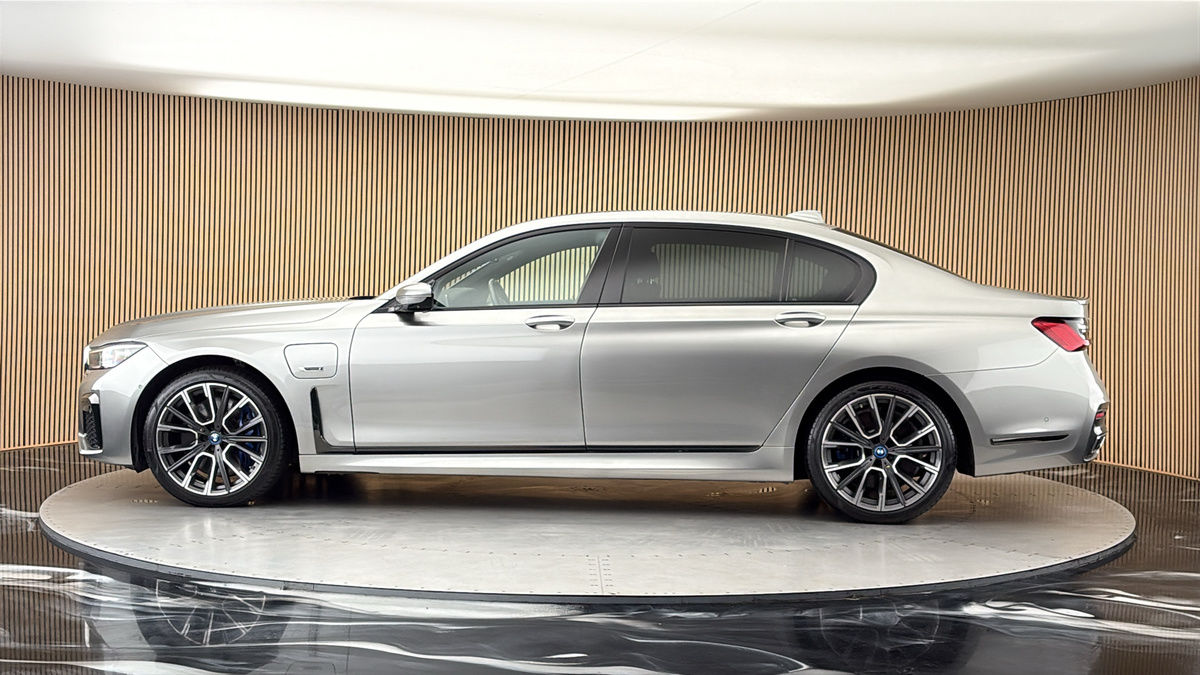 More views of BMW 7 Series