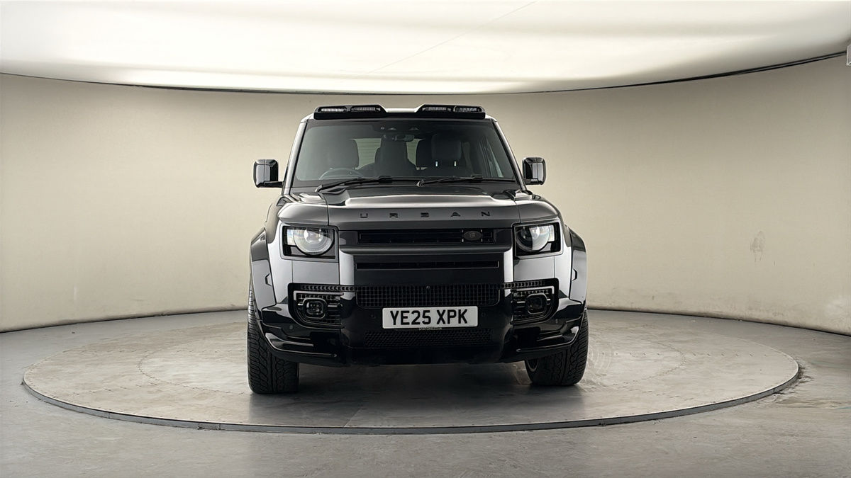 More views of Land Rover Defender 90