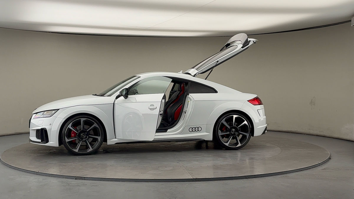 More views of Audi TTS