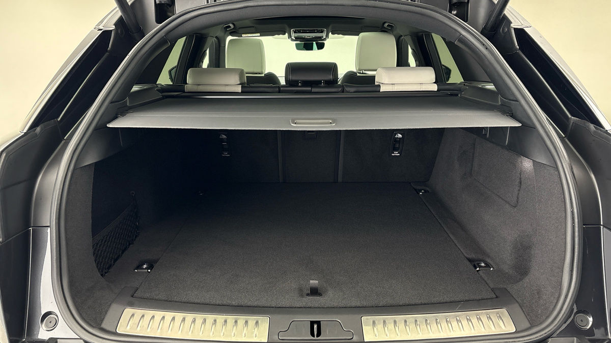 Land Rover Range Rover Velar Image 11