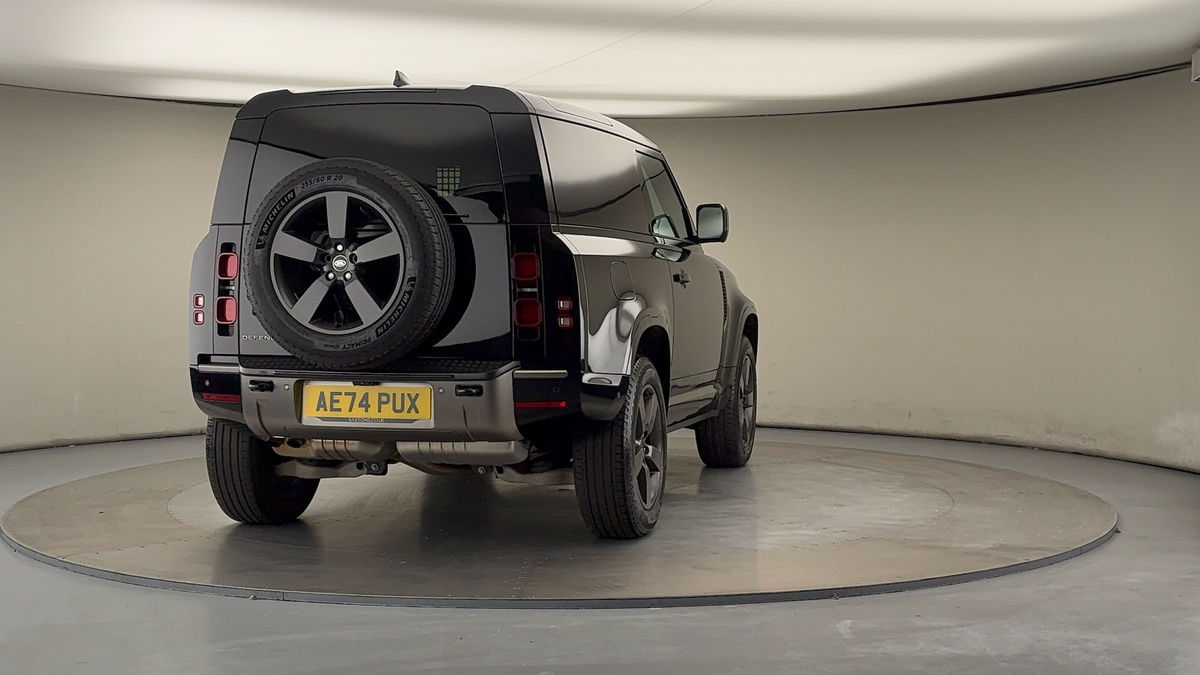 More views of Land Rover Defender 90