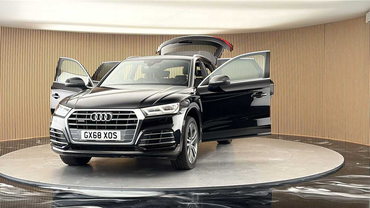 More views of Audi Q5